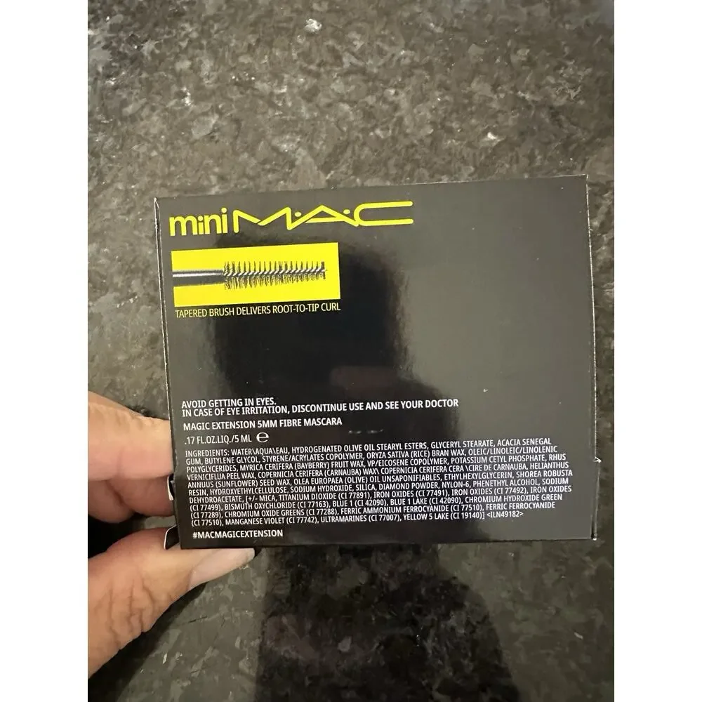 MAC Magic Extension 5MM Fibre Mascara .17fl oz/5ml -MINI NIB